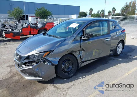 2022 Nissan Leaf S 40 Kwh z USA, uszkodzony, nr VIN 1N4AZ1BV6NC559461